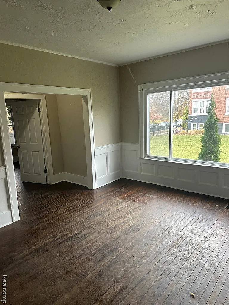 7510-12 Dunedin Street - 7512... — Photo 4