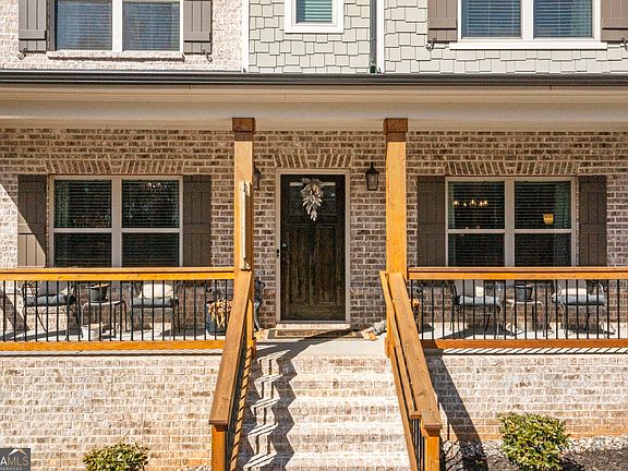 5th image of 2113 Hope Ln