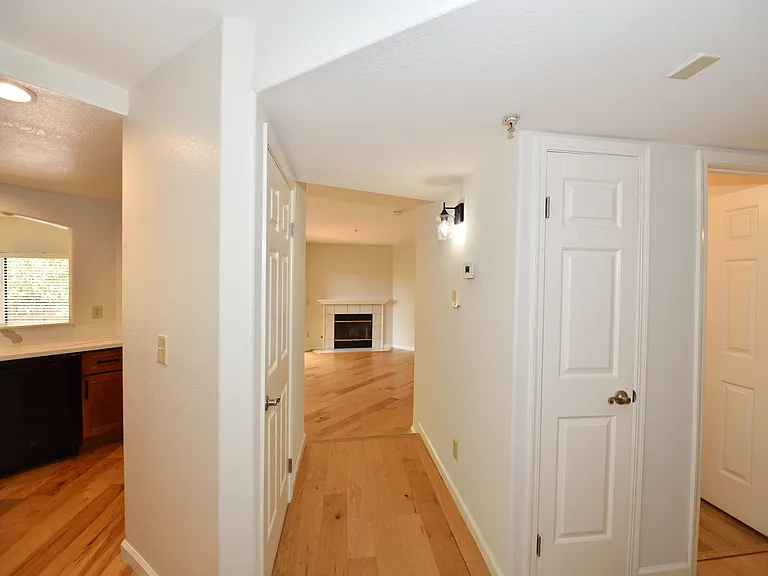 21314 Gary Dr #105 — Photo 4