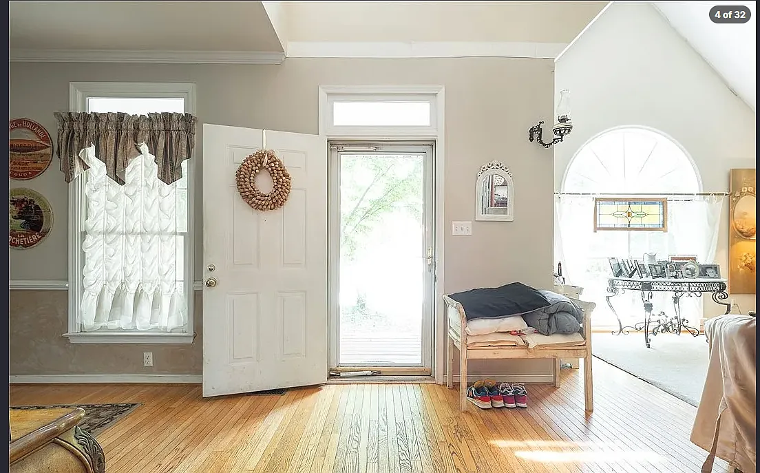 8531 Hillcreek Drive — Photo 4