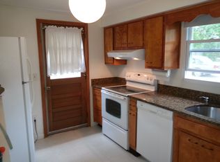 64 Thorndike Rd, Lowell, MA 01852