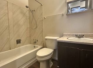 206 N Madison St #3, Prairie City, IA 50228