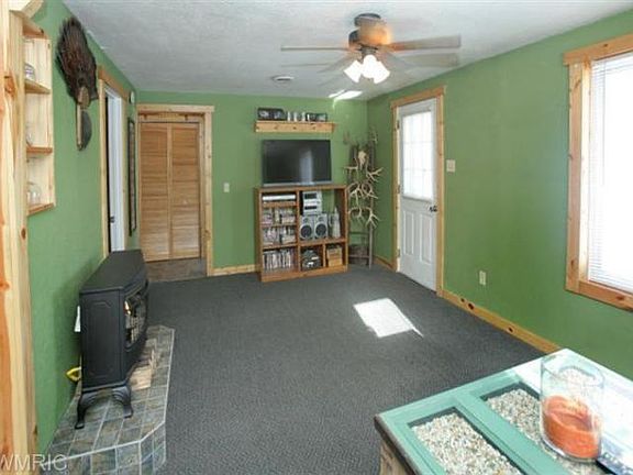 3rd image of 1382 106th Ave
