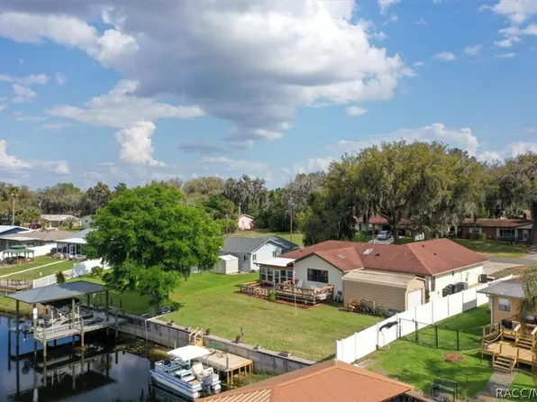 9103 E Aqua Vista Dr, Inverness, FL 34450