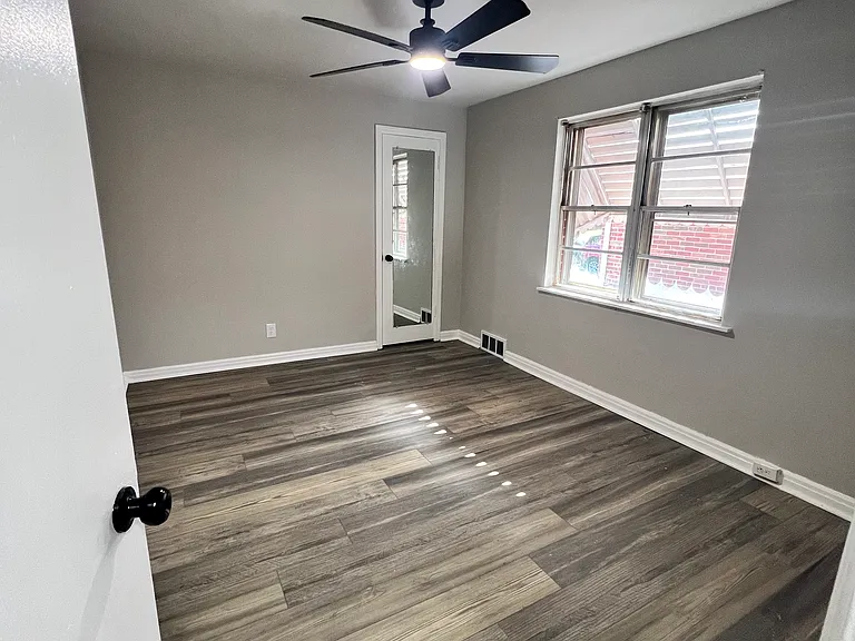 8311 Richard Ave — Photo 2