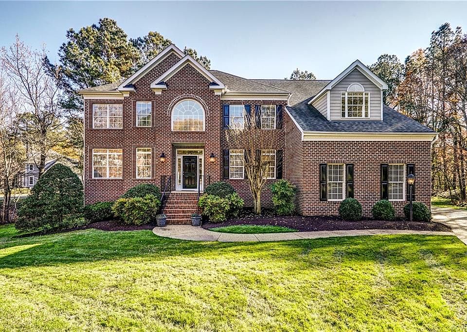 1st image of 6013 Treyburn Pl