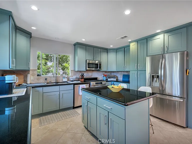 3540 Mountain View Ave — Photo 11