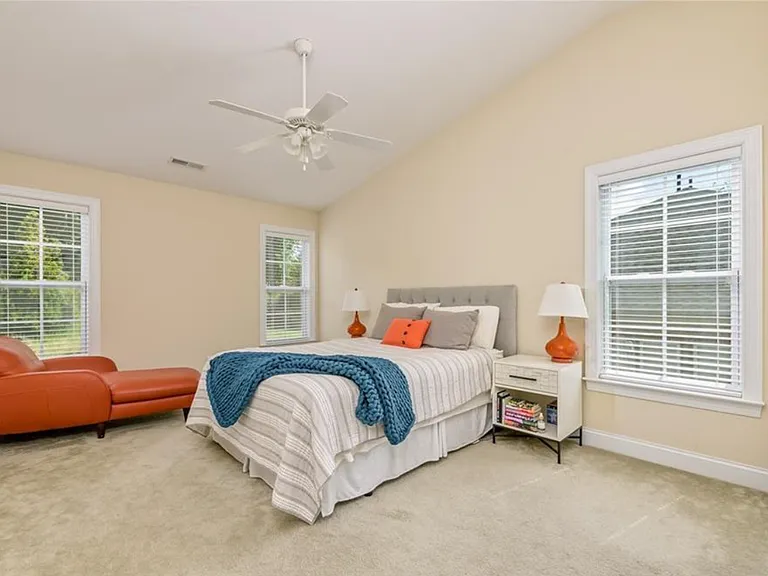 4830 Sterling Brooke Ln — Photo 14