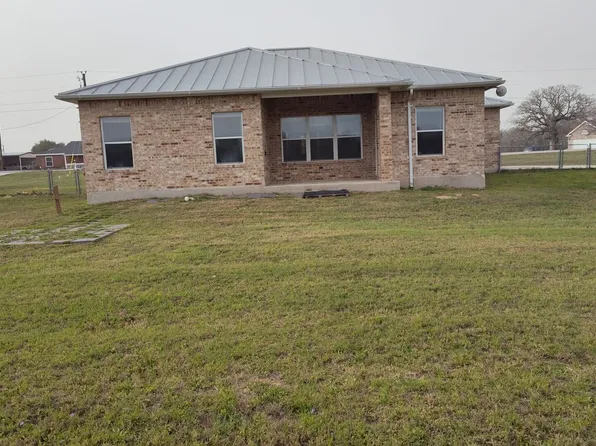 184 Country, La Vernia, TX 78121