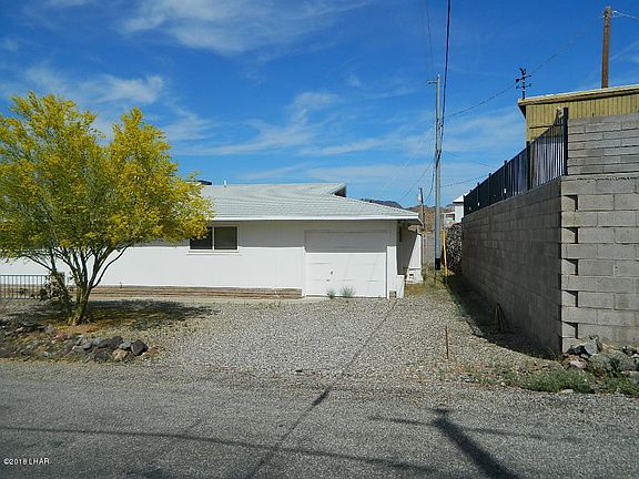 3rd image of 782 Bay View Dr