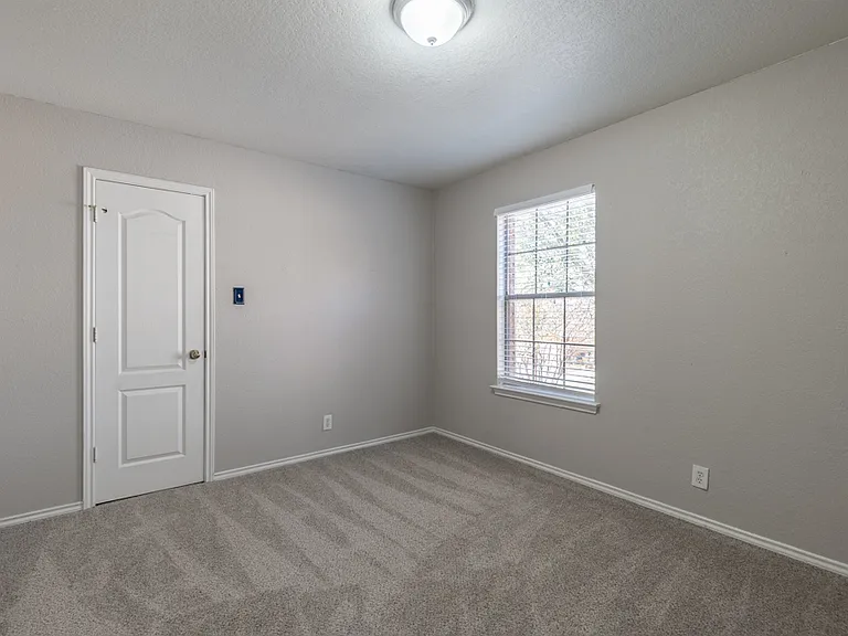 7734 Barhill Post — Photo 32