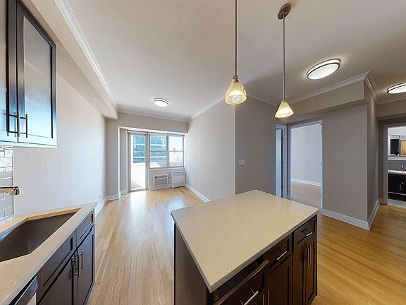 4th image of 80 N Moore St #8039F