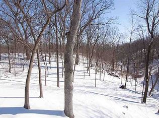 201 8th Ave, Hampton, IL 61256