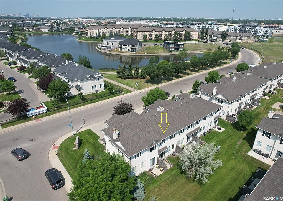 1st image of UNIT 2-3101 TREGARVA ROAD E