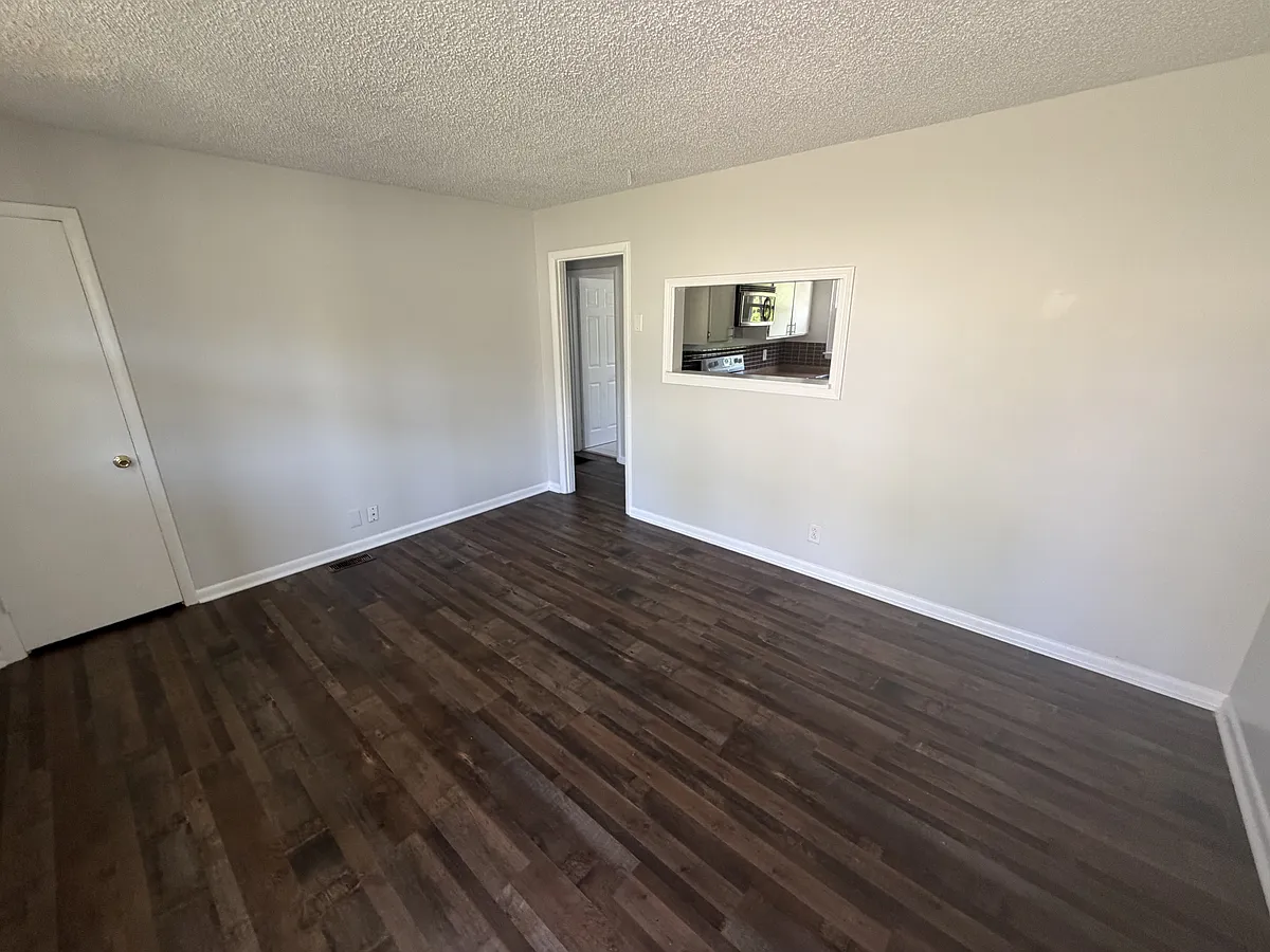 Building Photo - 165 Vulco Dr #B