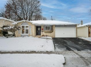 112 Thomas St, Cambridge, ON N3C 3C7