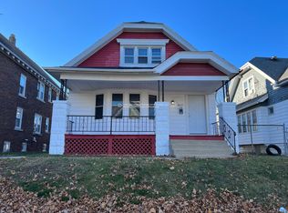 2615 N 40th St, Milwaukee, WI 53210