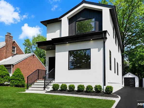 229 Hickory Ave, Tenafly, NJ 07670