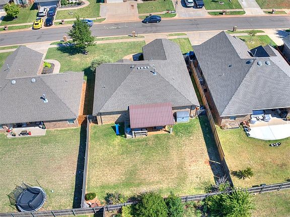3rd image of 8408 NW 141st Cir