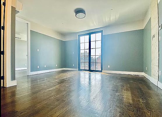 3rd image of 197 Metropolitan Ave #702B