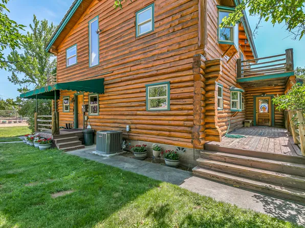 11322 Modoc Rd, White City, OR 97503