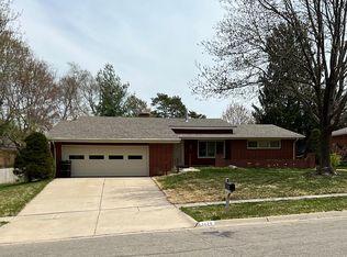 1620 Twin Ridge Rd, Lincoln, NE 68506