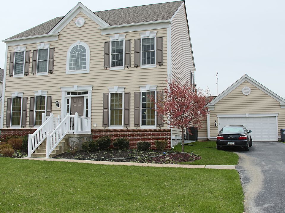 1st image of 15 Prospect Hill Blvd