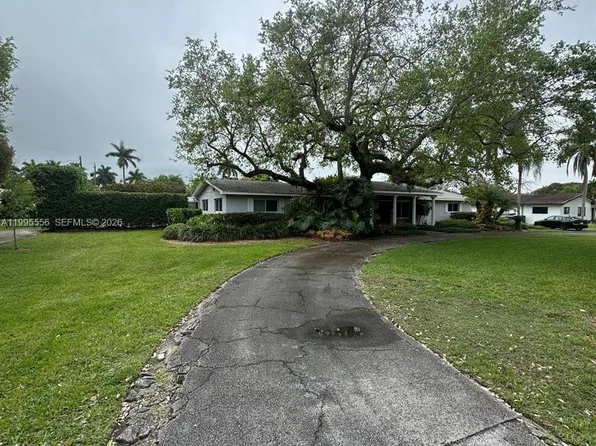 6740 SW 144th St, Palmetto Bay, FL 33158