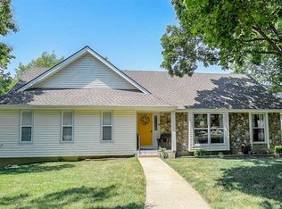 10318 Rosehill Rd, Overland Park, KS 66215