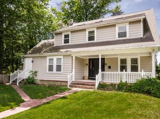 1457 Pennington Rd, Ewing, NJ 08618