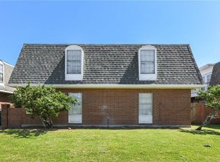 2805 Kingman St, Metairie, LA 70006