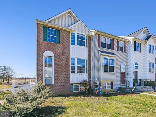 1744 Upper Forde Ln, Hampstead, MD 21074