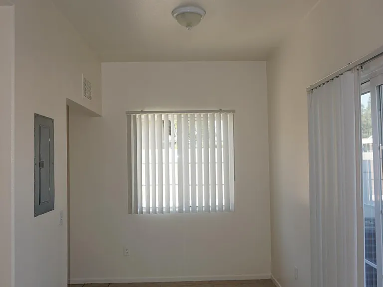 1525 N Palm Ave #11 — Photo 9