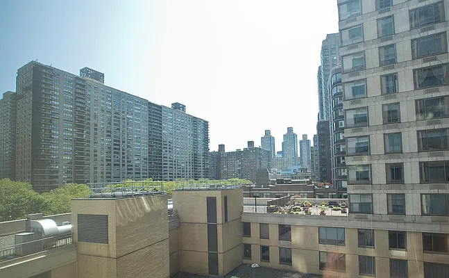 Rented by Keller Williams NYC | media 19