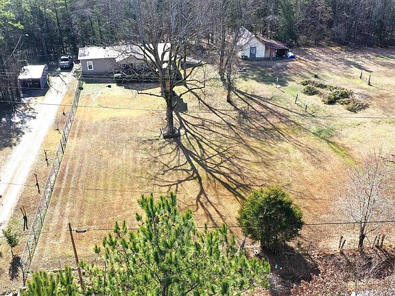 2nd image of 632 Broadwell Mill Rd