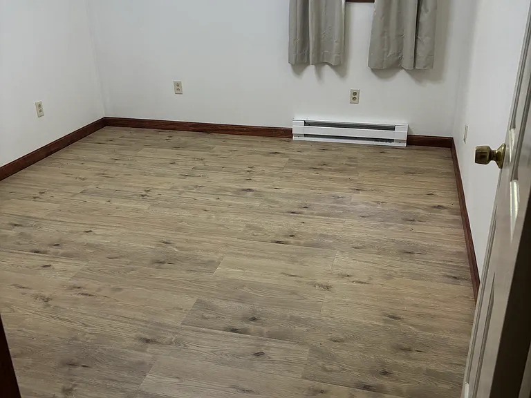 221 Zenith Rd — Photo 17