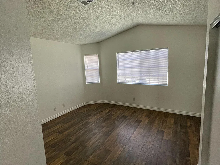 16982 Walnut Ct — Photo 13