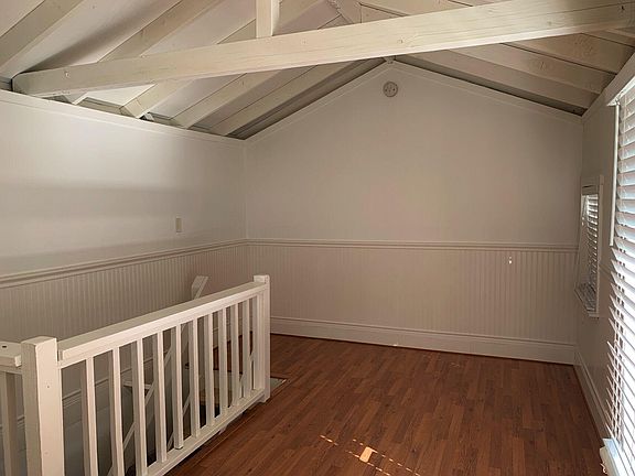 5th image of 2480 Lillie Ave #B