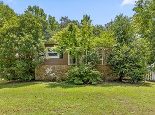 702 Runyan Dr, Chattanooga, TN 37405
