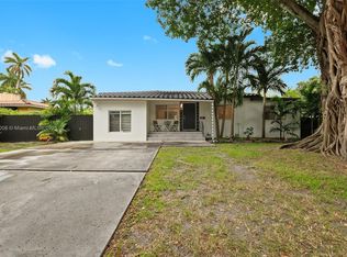 441 De Soto Dr, Miami Springs, FL 33166