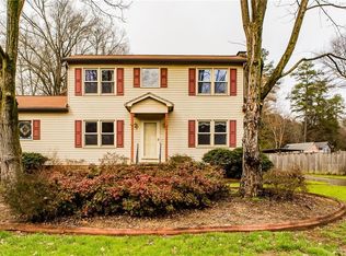 1811 Broadway Dr, Graham, NC 27253