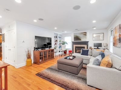 196 Durnell Ave, Roslindale, MA, 02131