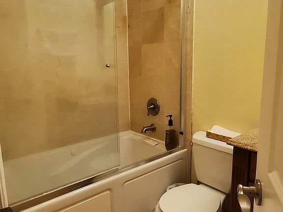 4th image of 3431 Duchess Ct
