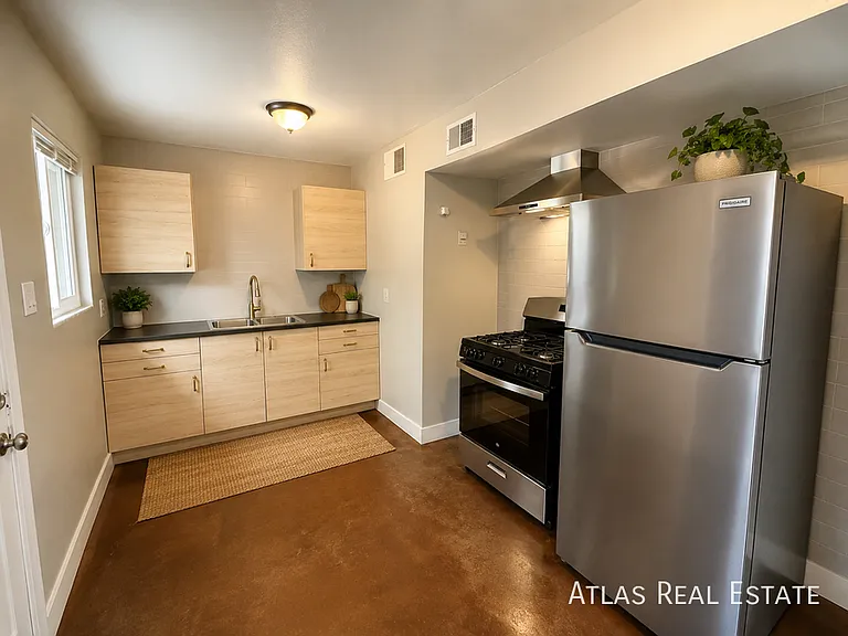 4310 N 14th St #2 — Photo 5