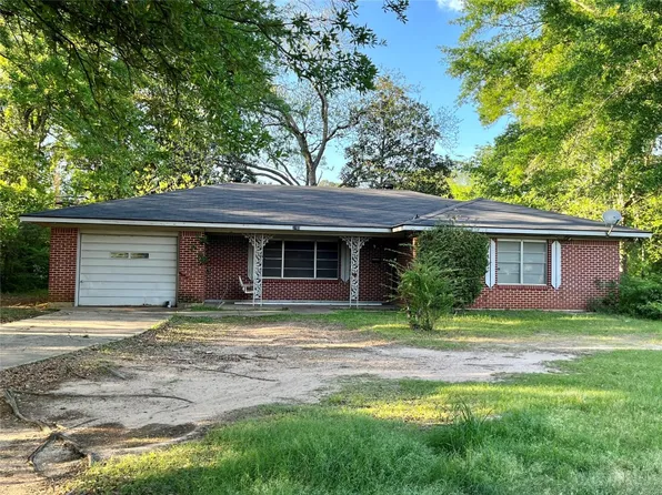 1403 McArthur Dr, Mansfield, LA 71052