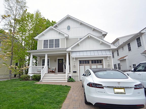 2nd image of 609 Trenton Ave