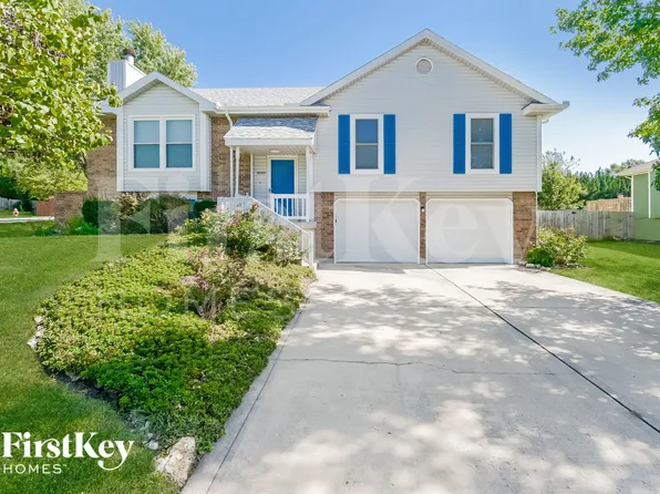 18901 S Ash St, Belton, MO 64012