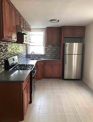 1st image of 219 Franklin Ave #2