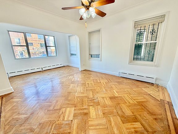 3rd image of 2416 23rd St #1