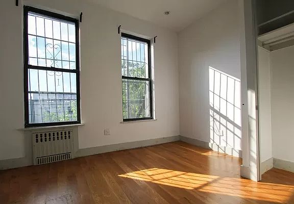 4th image of 71 Wilson Ave #3RB